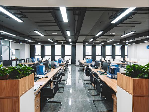 為什么開(kāi)荒保潔一定要選到專業(yè)的保潔公司呢